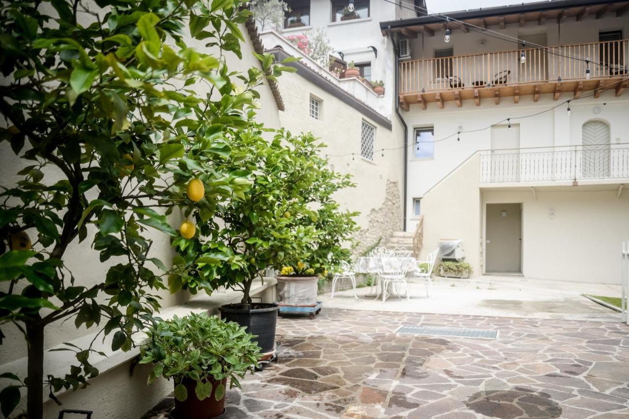 La Corte Dell'Elmo Salò Exteriér fotografie